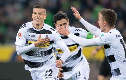  门兴格拉德巴赫惨遭五连败  