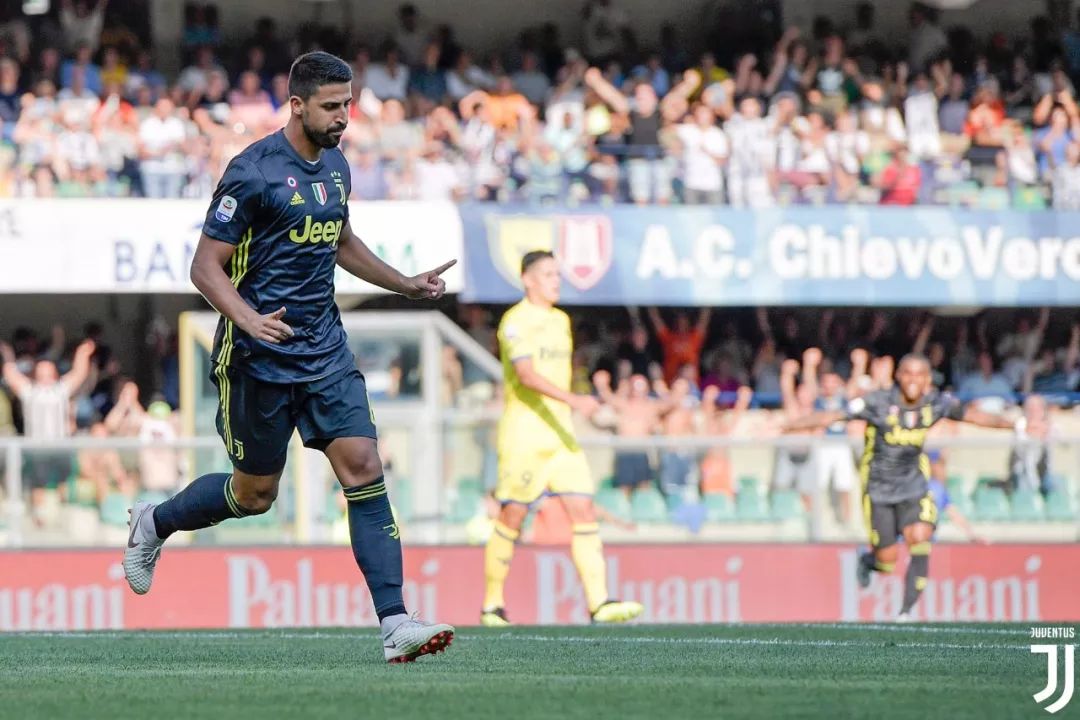  巴黎圣日耳曼青训营曝丑闻 多名教练遭调查  